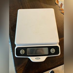 Oxo digital scale
